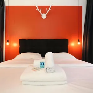 101 - Studio Confortable Avec Kitchenette 5 , Paris France